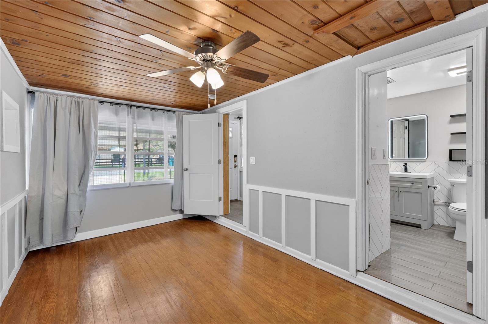 706 MISSION DR, WILDWOOD, FL, 34785