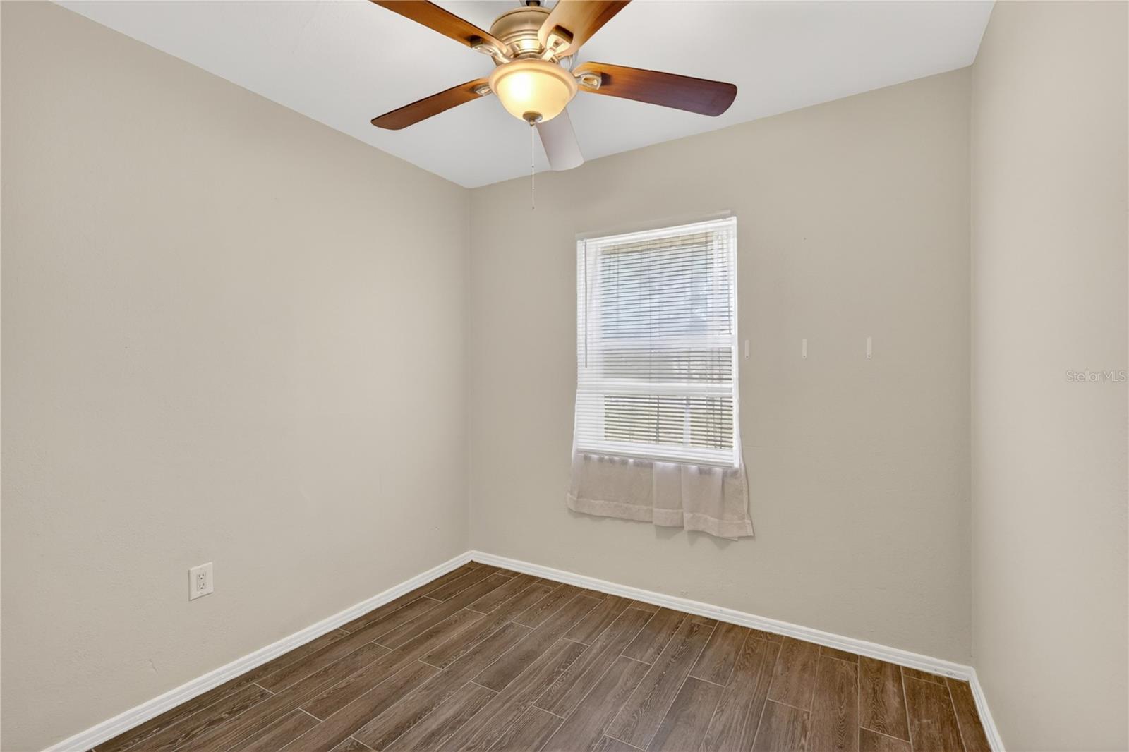 706 MISSION DR, WILDWOOD, FL, 34785