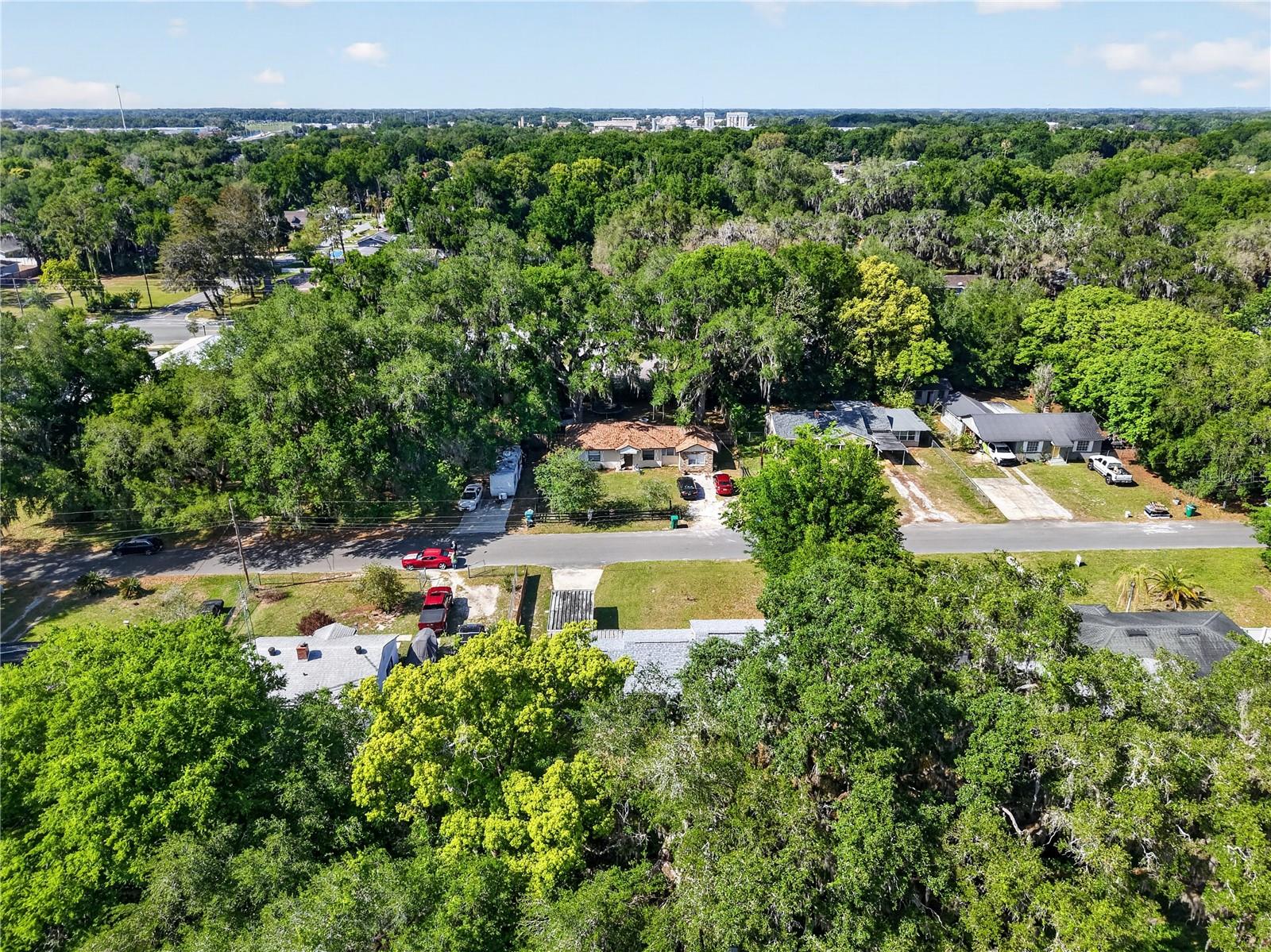 706 MISSION DR, WILDWOOD, FL, 34785