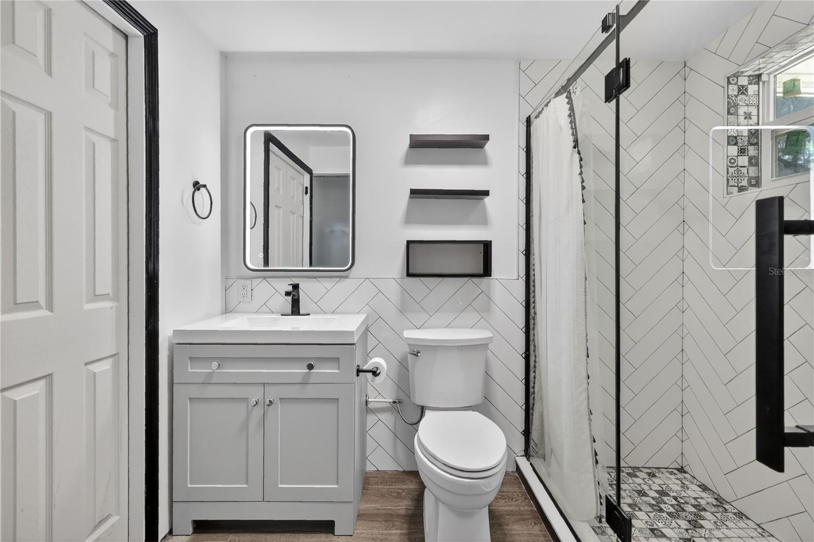 706 MISSION DR, WILDWOOD, FL, 34785