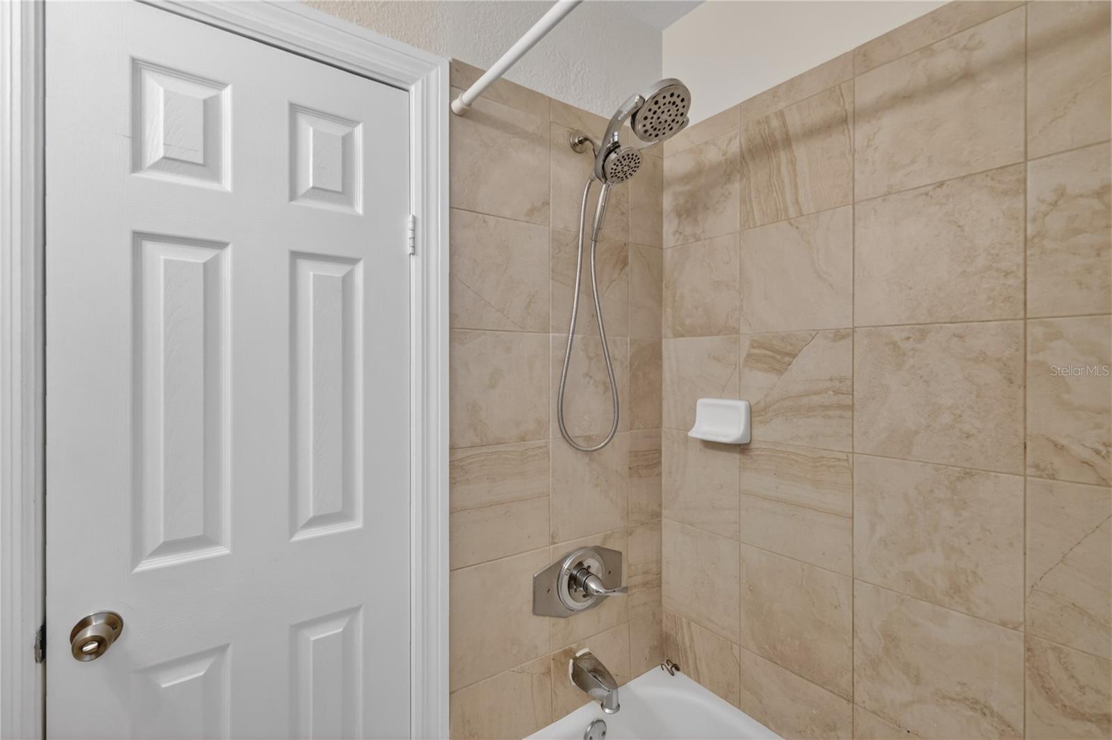 706 MISSION DR, WILDWOOD, FL, 34785