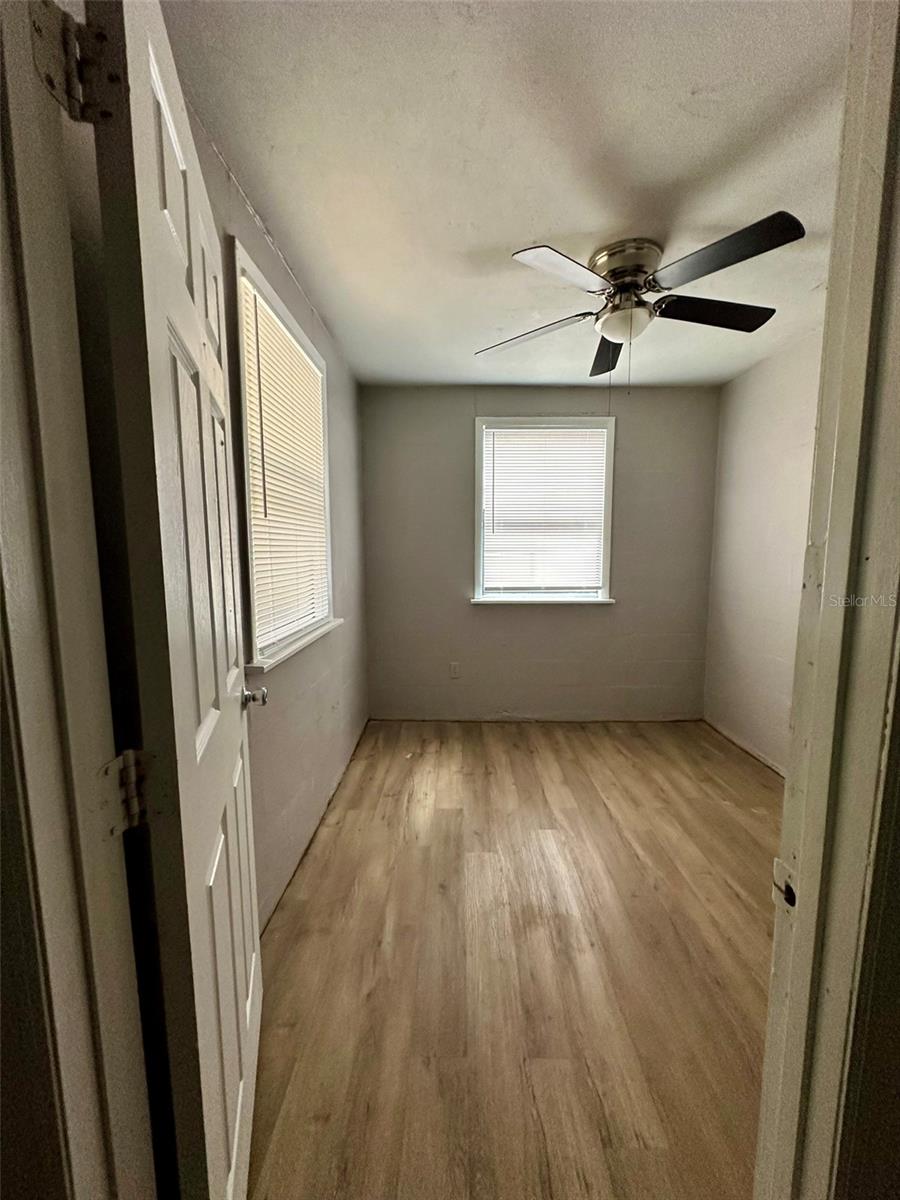 649 NE WALDO RD, GAINESVILLE, FL, 32641