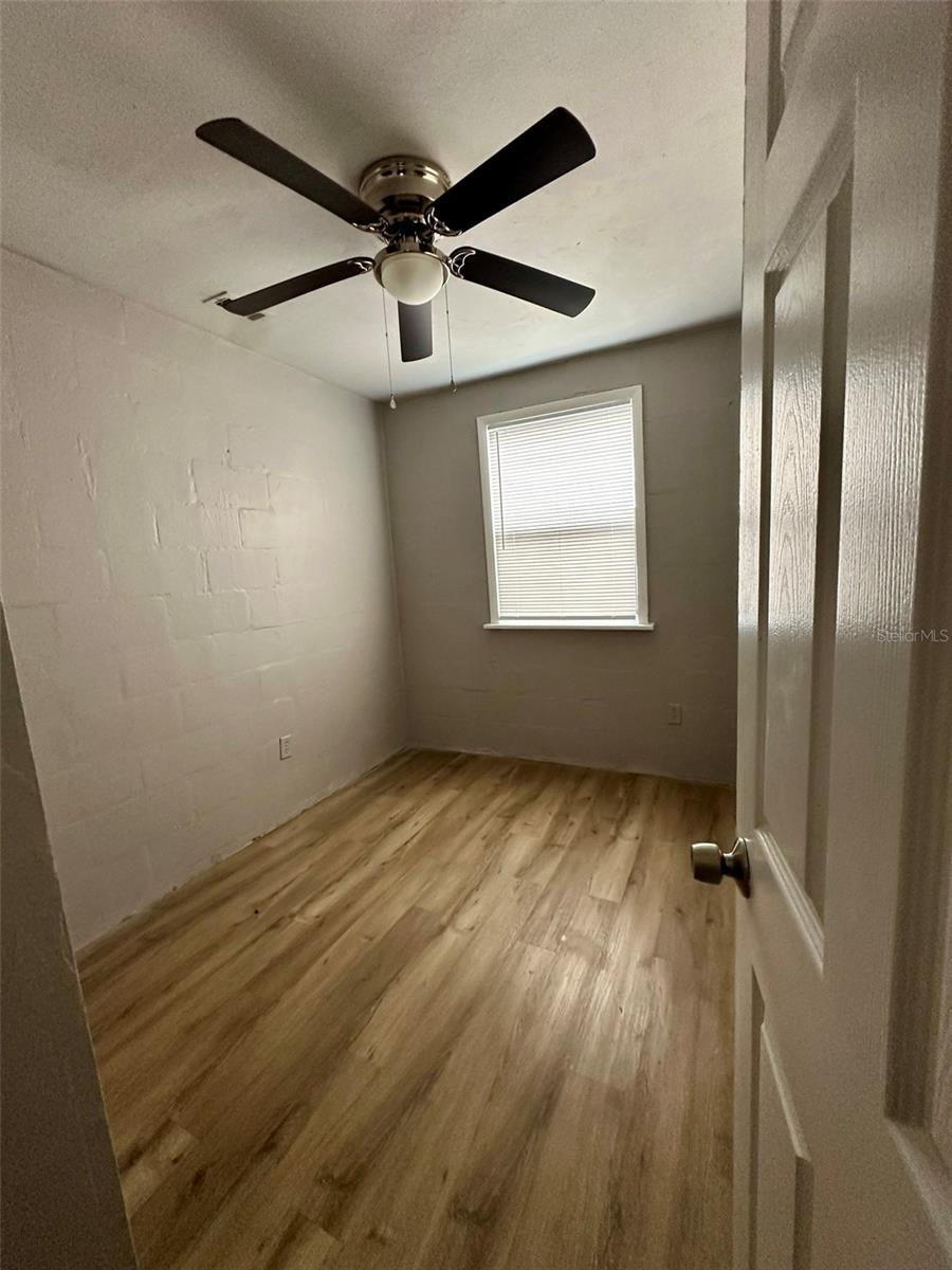 649 NE WALDO RD, GAINESVILLE, FL, 32641