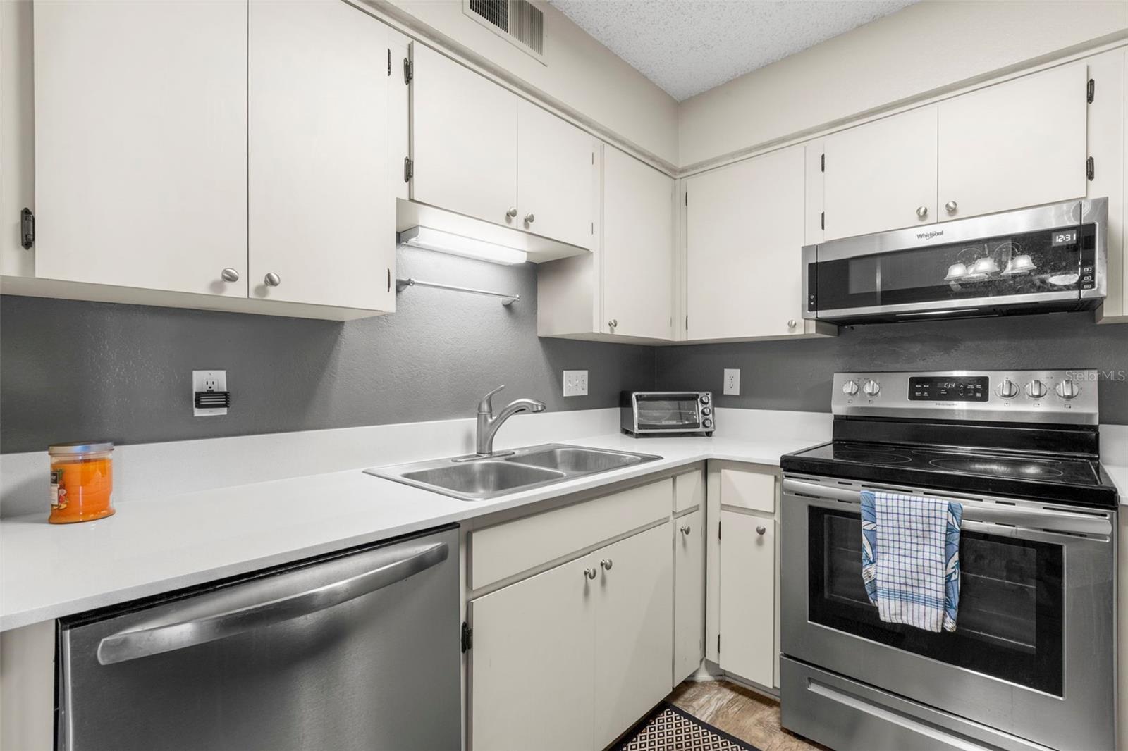 2690 CORAL LANDINGS BLVD #112, PALM HARBOR, FL, 34684