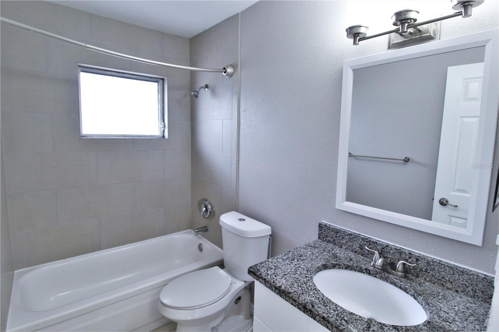 3001 BEE RIDGE RD #201, SARASOTA, FL, 34239