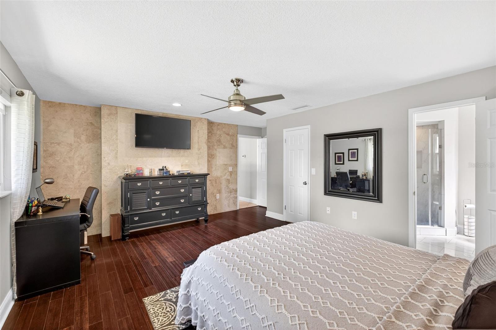 222 W COTTESMORE CIR, LONGWOOD, FL, 32779