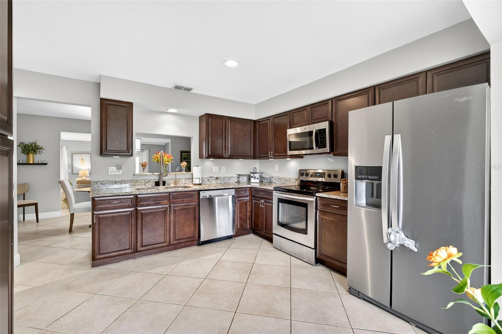 222 W COTTESMORE CIR, LONGWOOD, FL, 32779