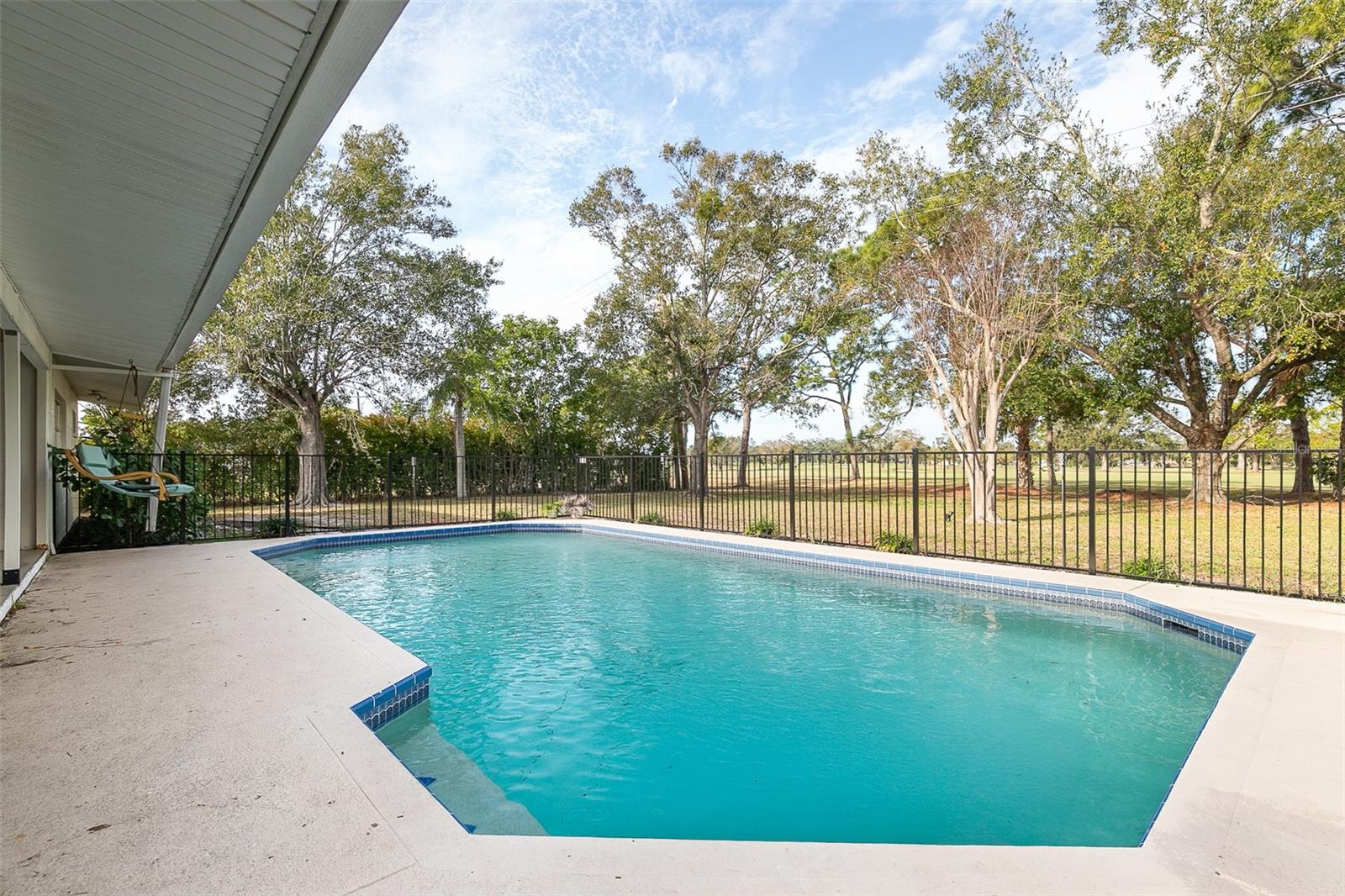 703 WHITFIELD AVE, SARASOTA, FL, 34243