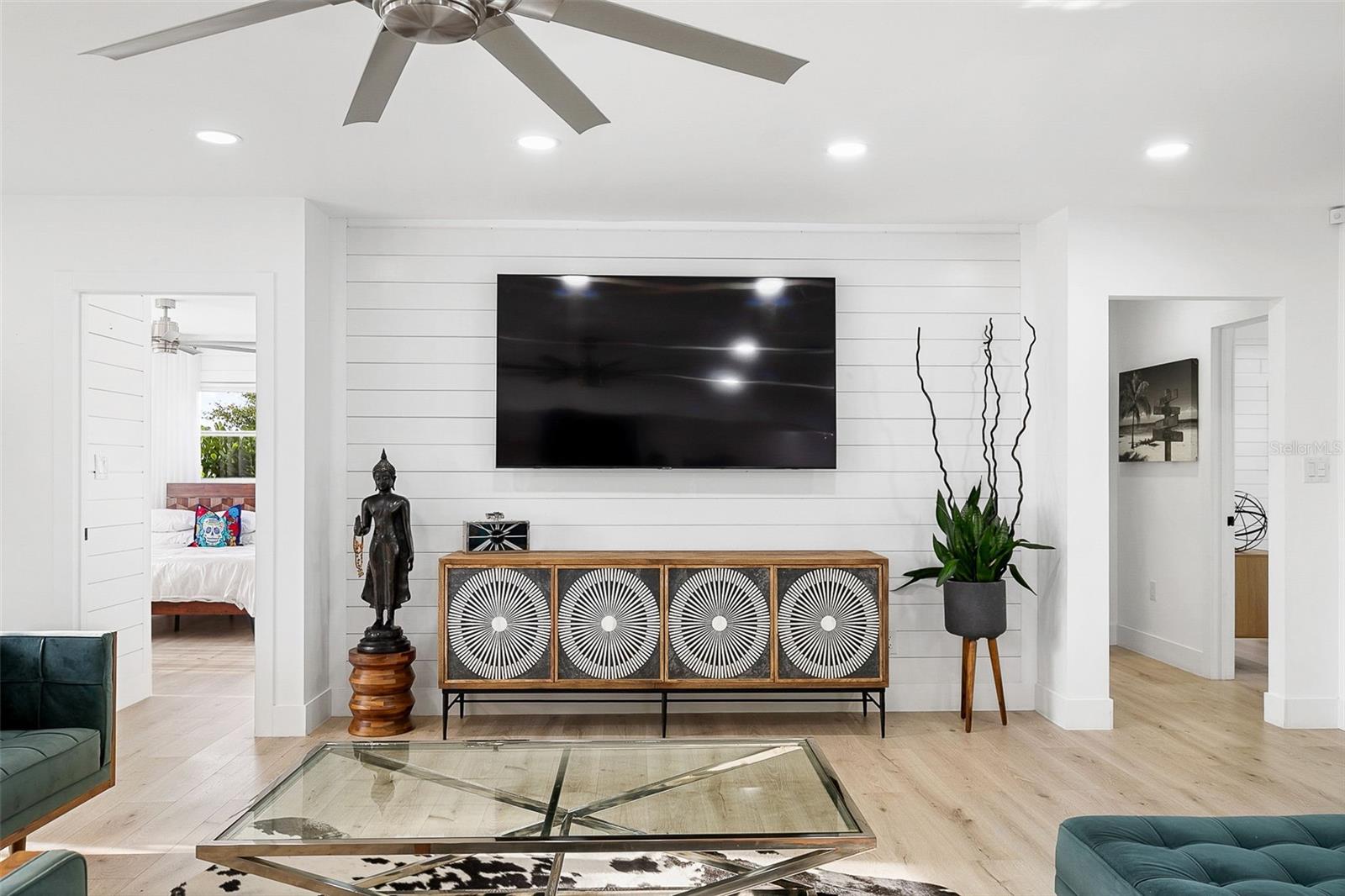 703 WHITFIELD AVE, SARASOTA, FL, 34243