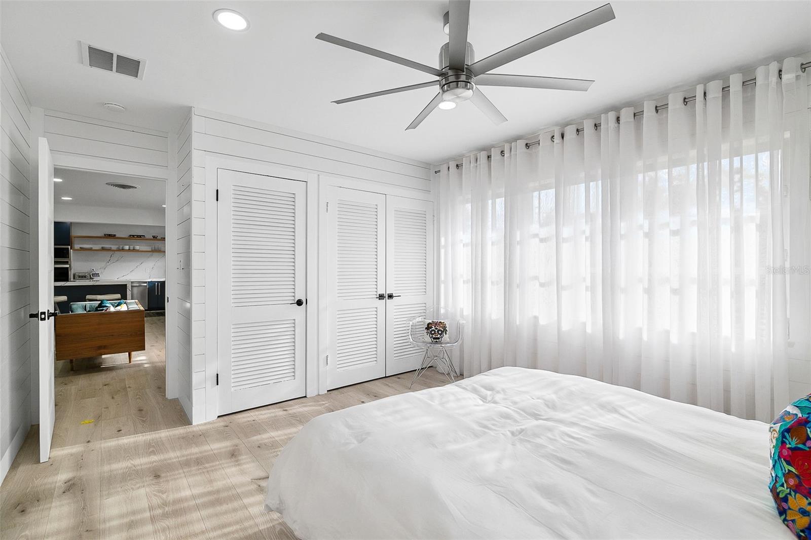 703 WHITFIELD AVE, SARASOTA, FL, 34243