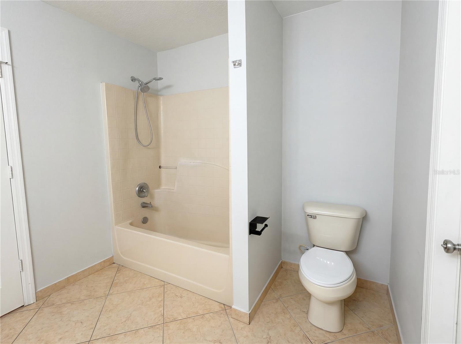 1301 STAR CT, DELTONA, FL, 32725