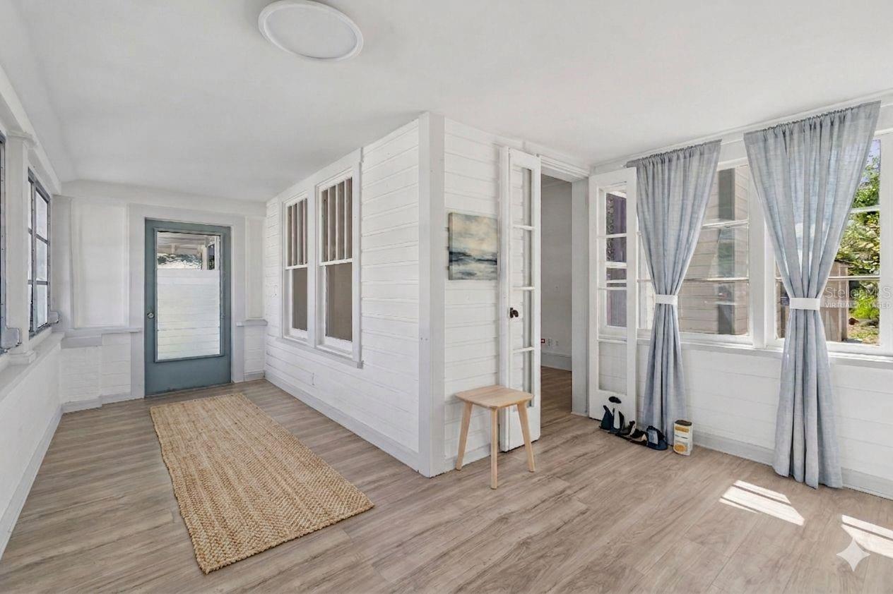 1002 23RD ST W, BRADENTON, FL, 34205