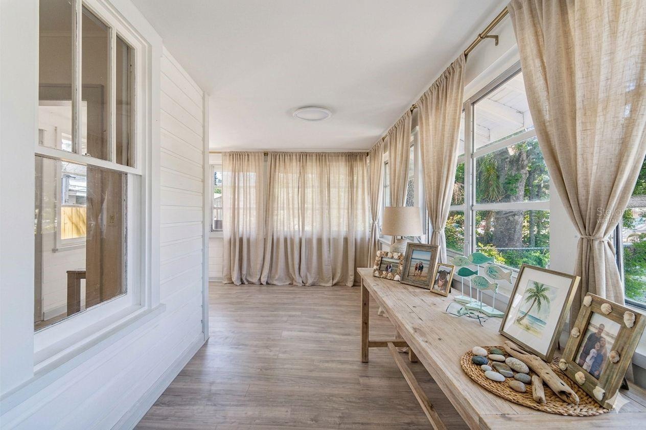 1002 23RD ST W, BRADENTON, FL, 34205