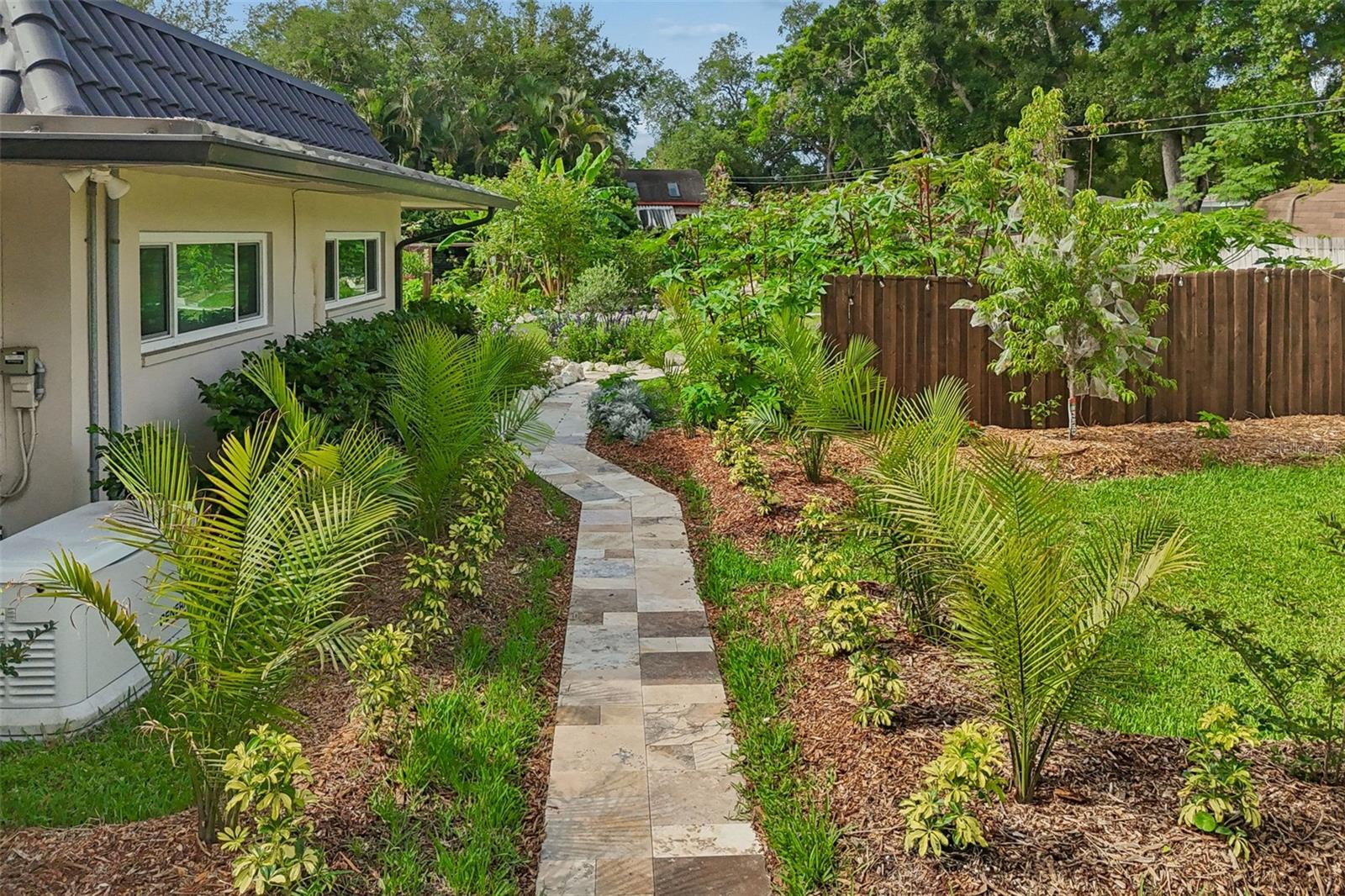 1875 BELLEAIR RD, CLEARWATER, FL, 33764