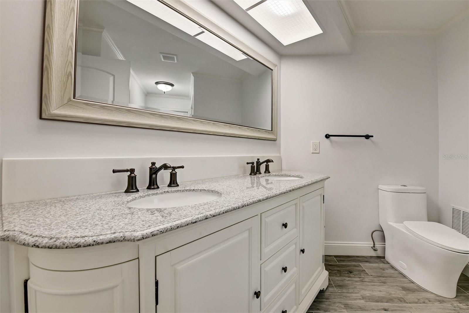 1875 BELLEAIR RD, CLEARWATER, FL, 33764