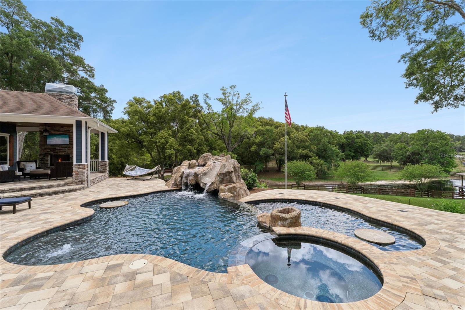 22621 SHADY BRANCH WAY, EUSTIS, FL, 32736