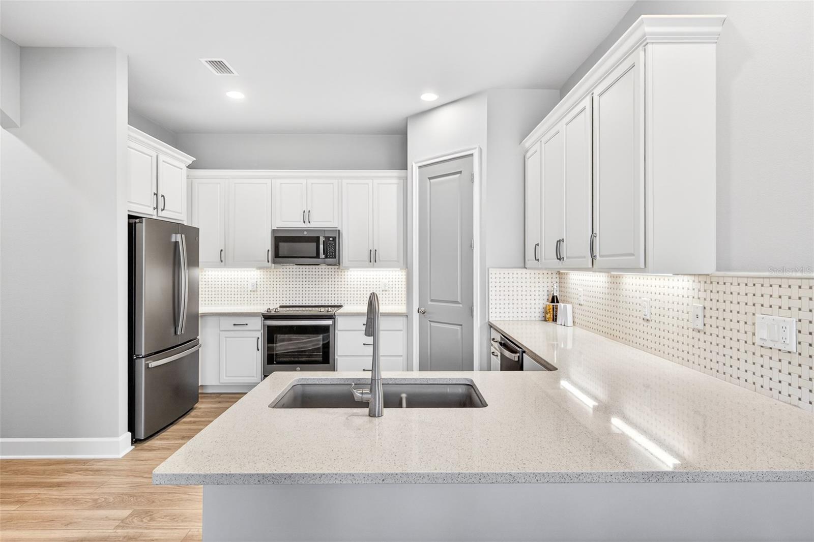 10 NEWHAVEN LN, ORMOND BEACH, FL, 32174