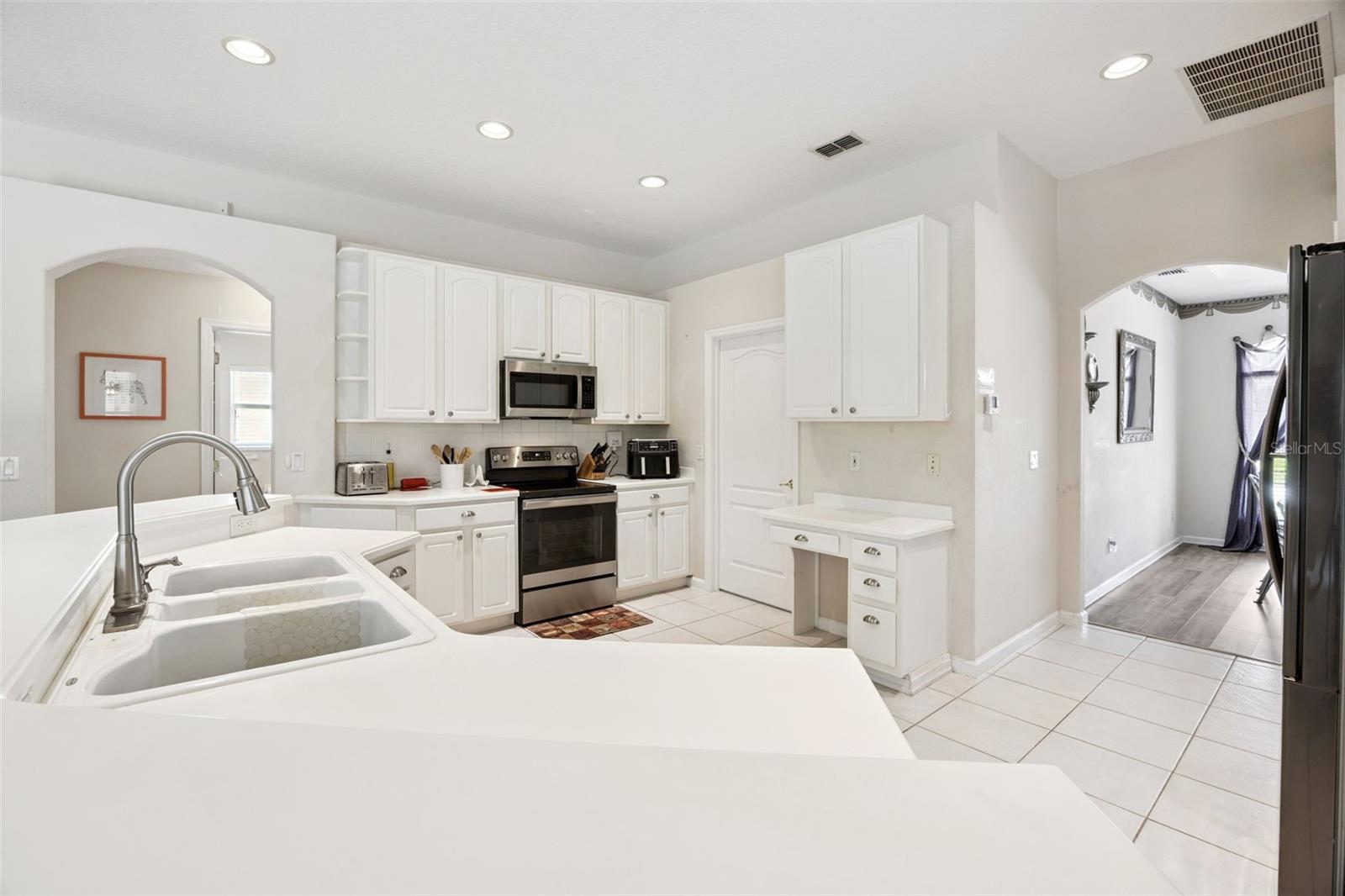 551 PRESTWICK DR, DAVENPORT, FL, 33897