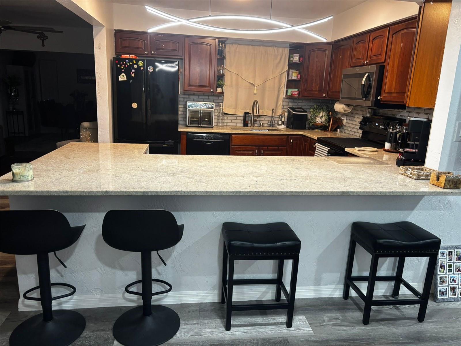 4127 28TH AVE N, ST PETERSBURG, FL, 33713