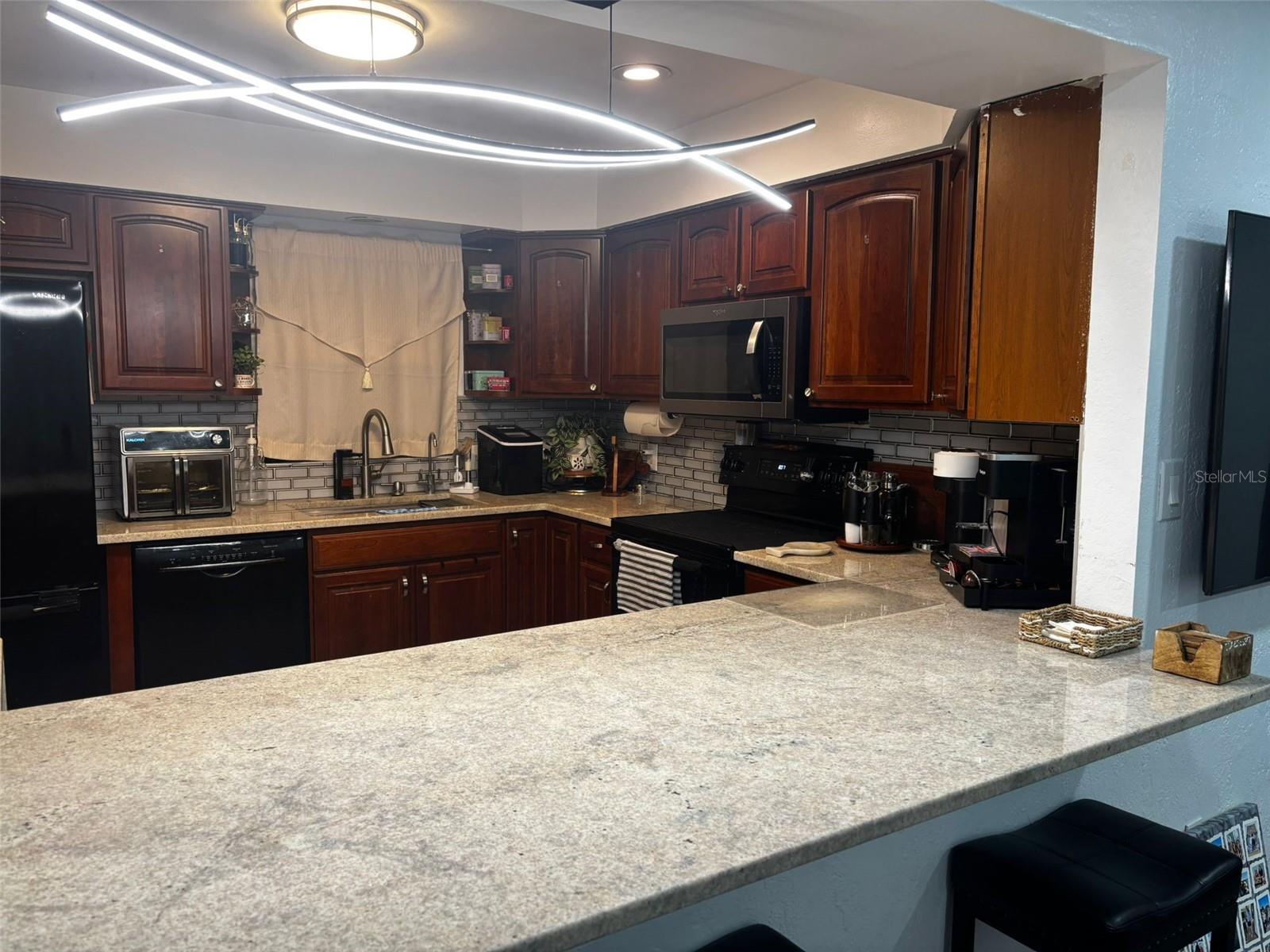 4127 28TH AVE N, ST PETERSBURG, FL, 33713