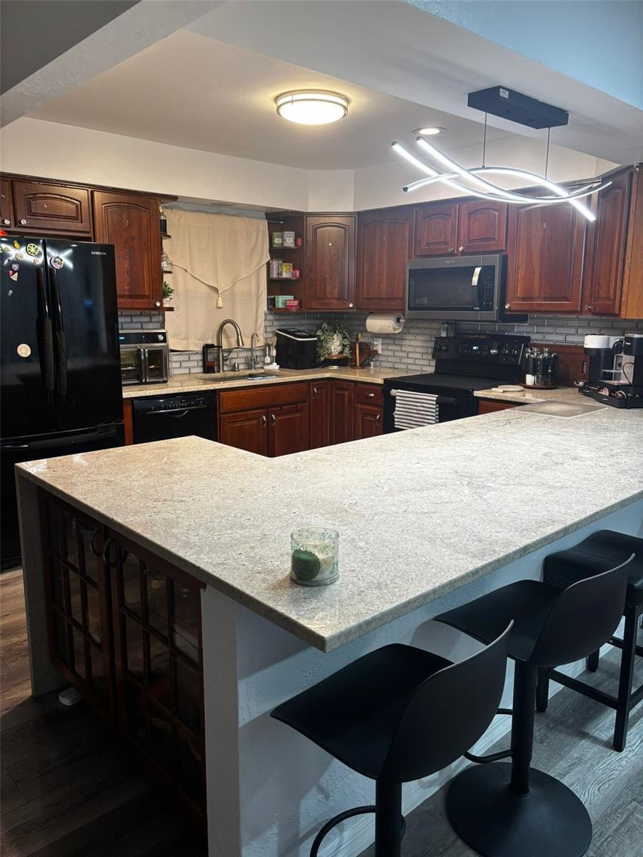 4127 28TH AVE N, ST PETERSBURG, FL, 33713