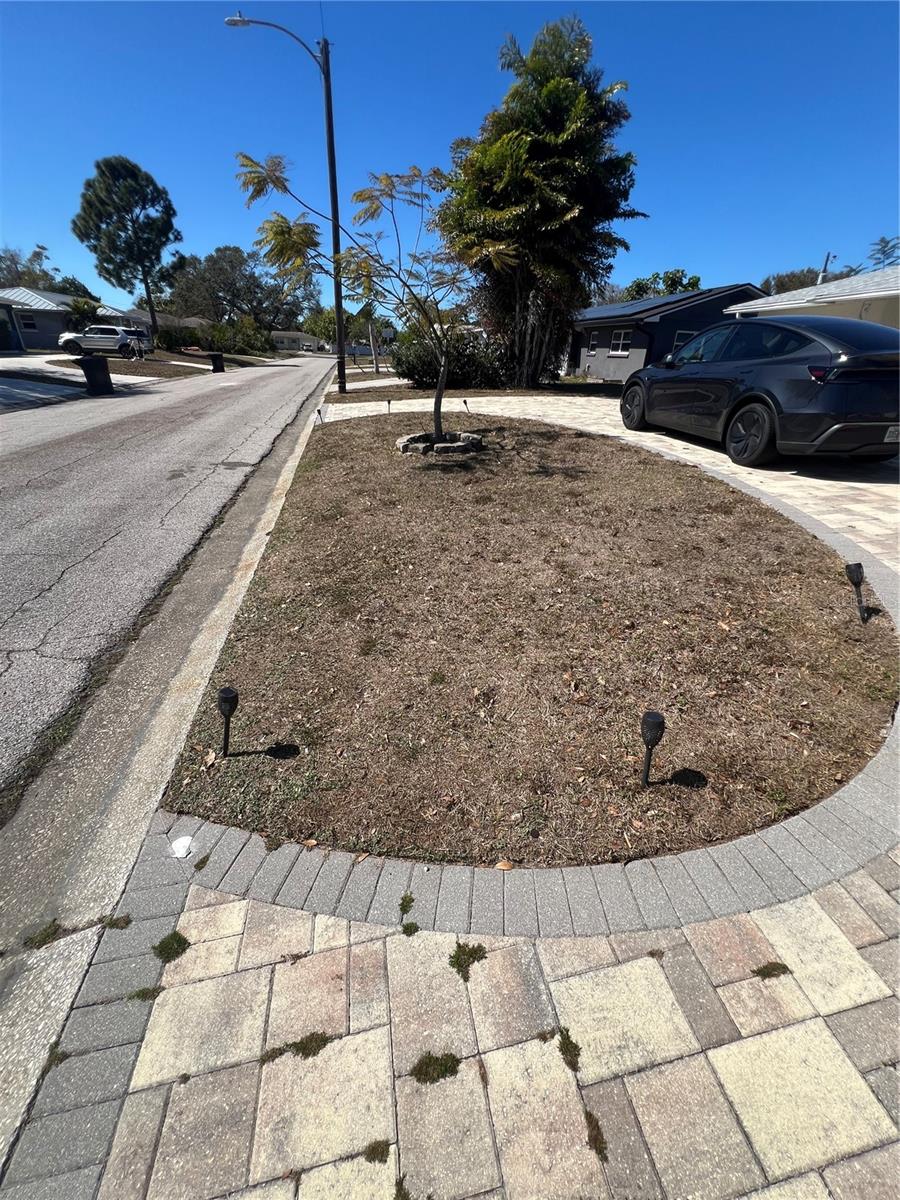 4127 28TH AVE N, ST PETERSBURG, FL, 33713