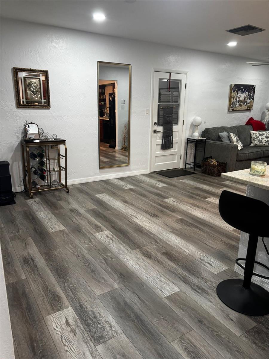 4127 28TH AVE N, ST PETERSBURG, FL, 33713