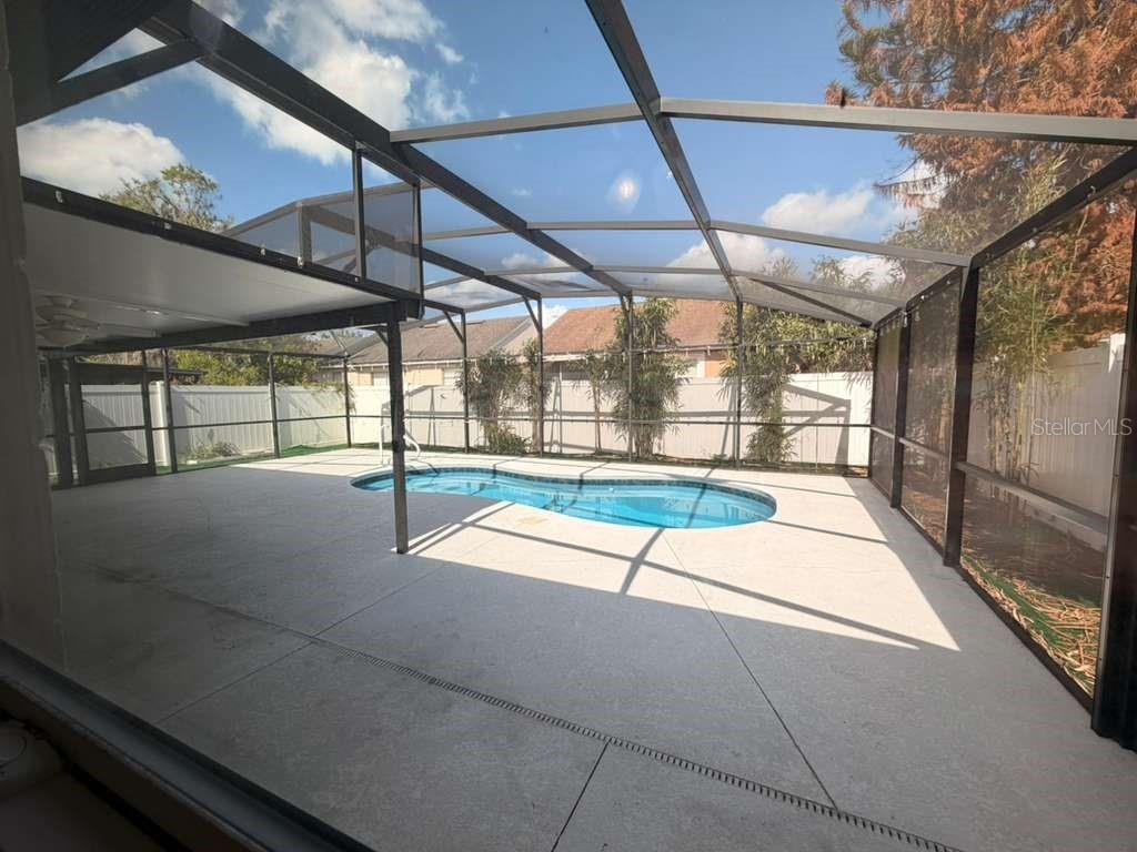 327 N CERVIDAE DR, APOPKA, FL, 32703