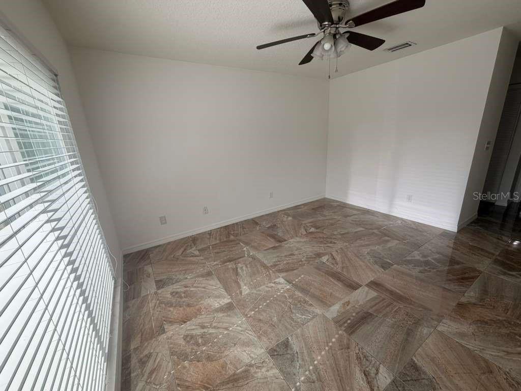 327 N CERVIDAE DR, APOPKA, FL, 32703