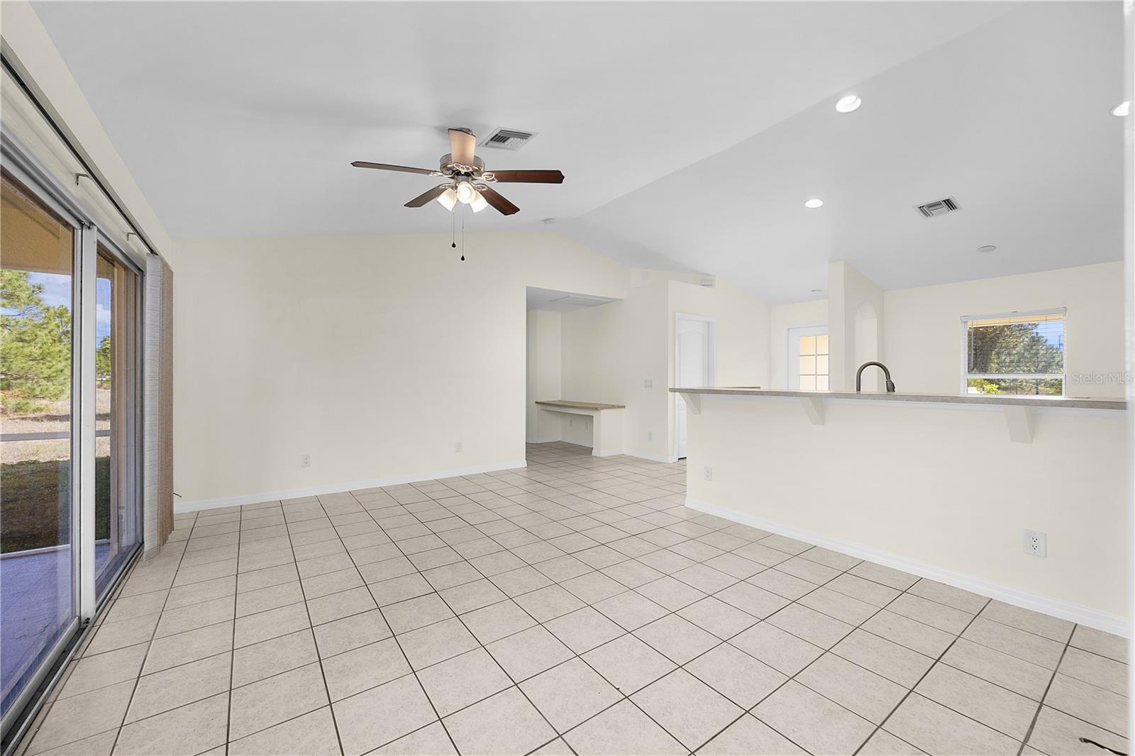 1028 COLUMBUS BLVD S, LEHIGH ACRES, FL, 33974