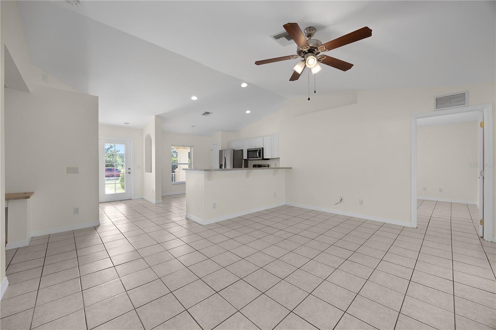 1028 COLUMBUS BLVD S, LEHIGH ACRES, FL, 33974