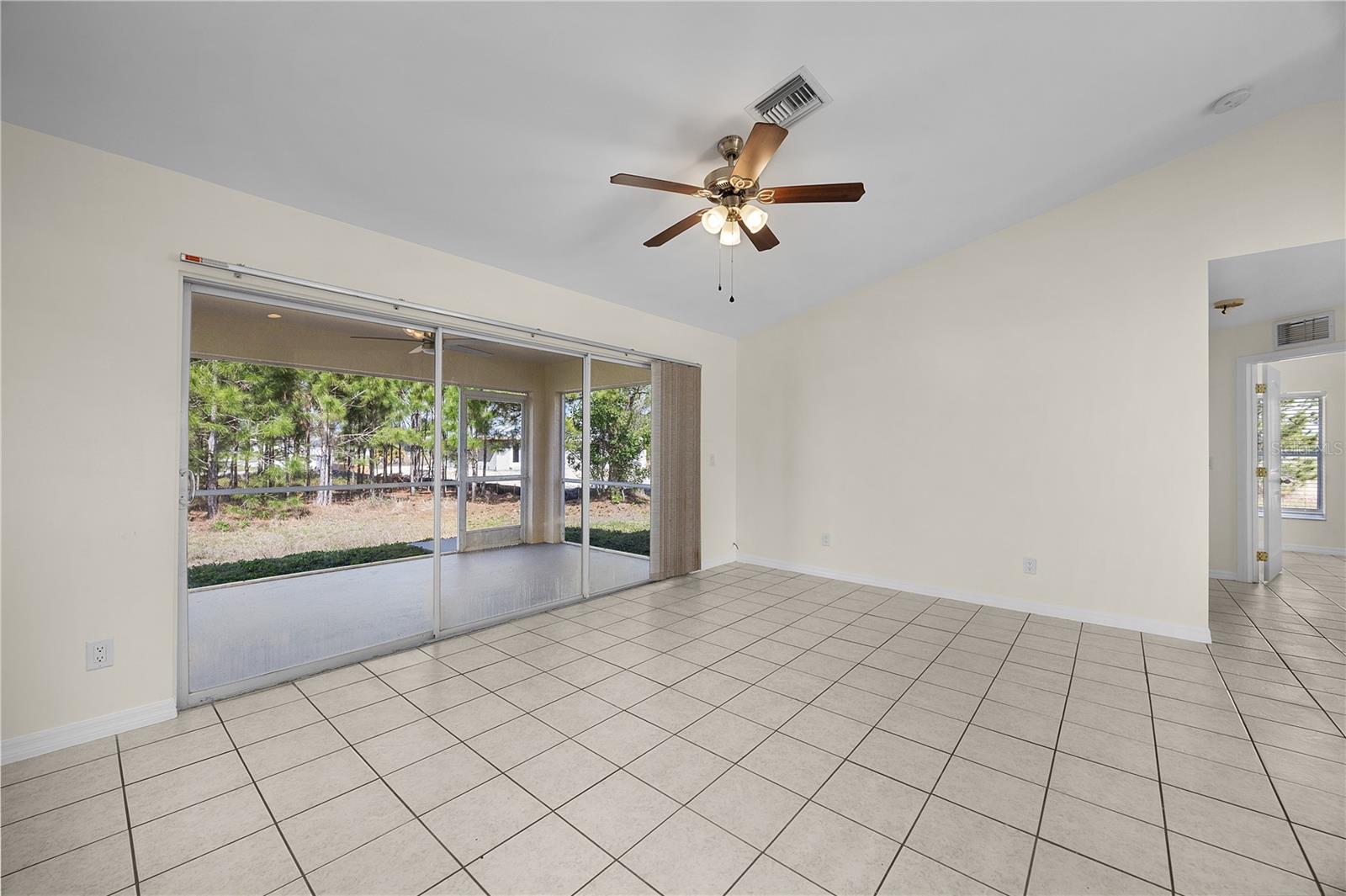 1028 COLUMBUS BLVD S, LEHIGH ACRES, FL, 33974