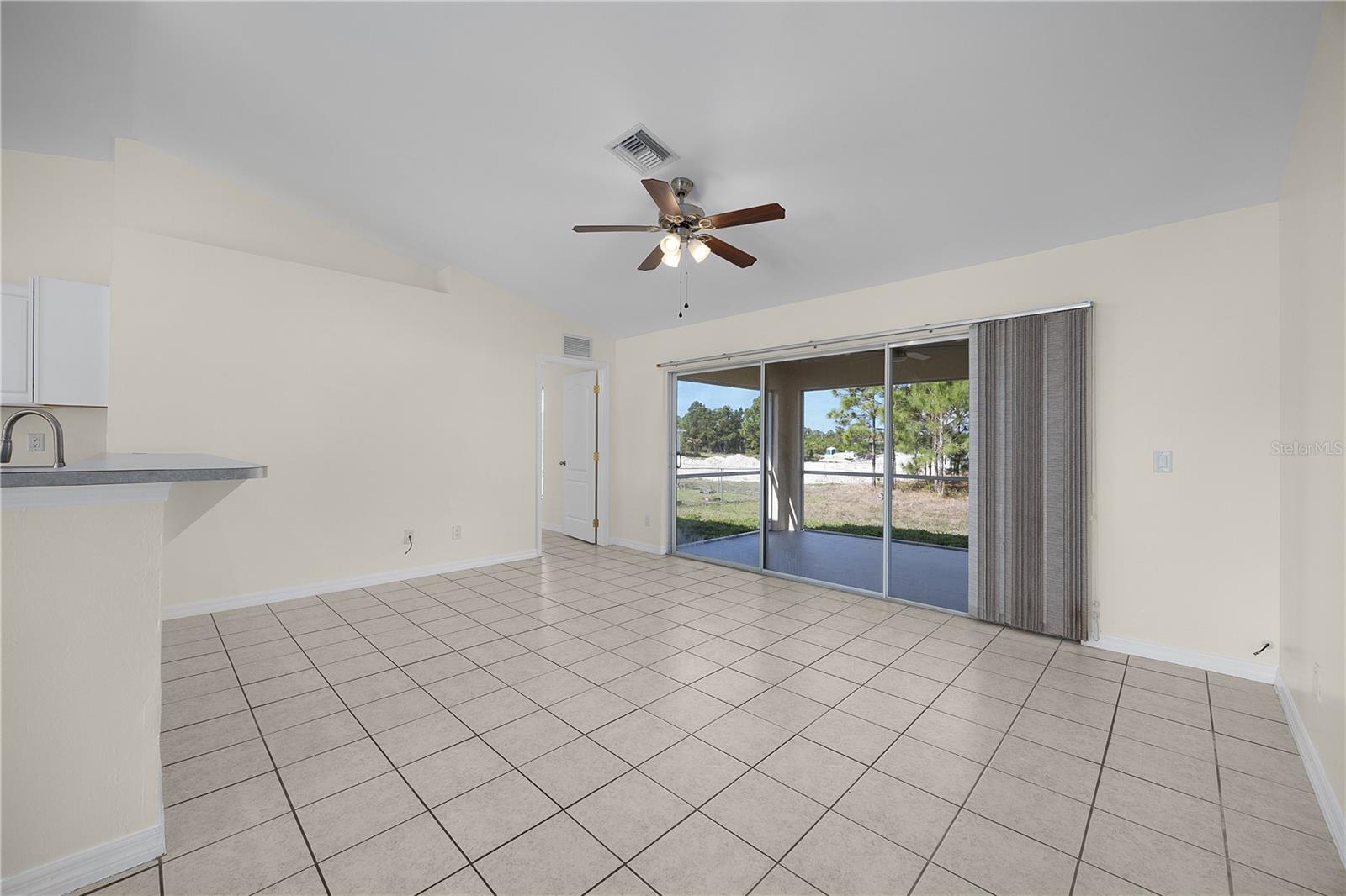 1028 COLUMBUS BLVD S, LEHIGH ACRES, FL, 33974