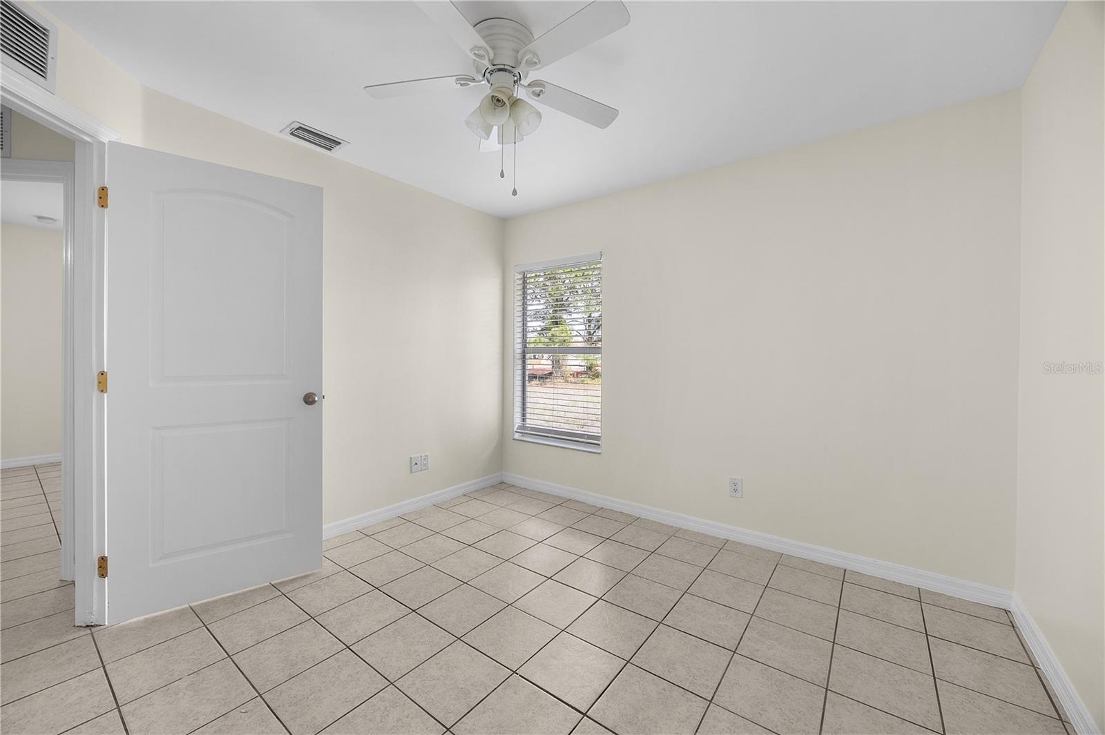 1028 COLUMBUS BLVD S, LEHIGH ACRES, FL, 33974