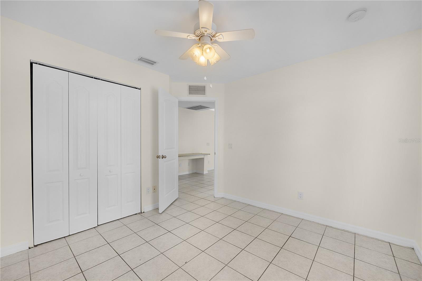 1028 COLUMBUS BLVD S, LEHIGH ACRES, FL, 33974