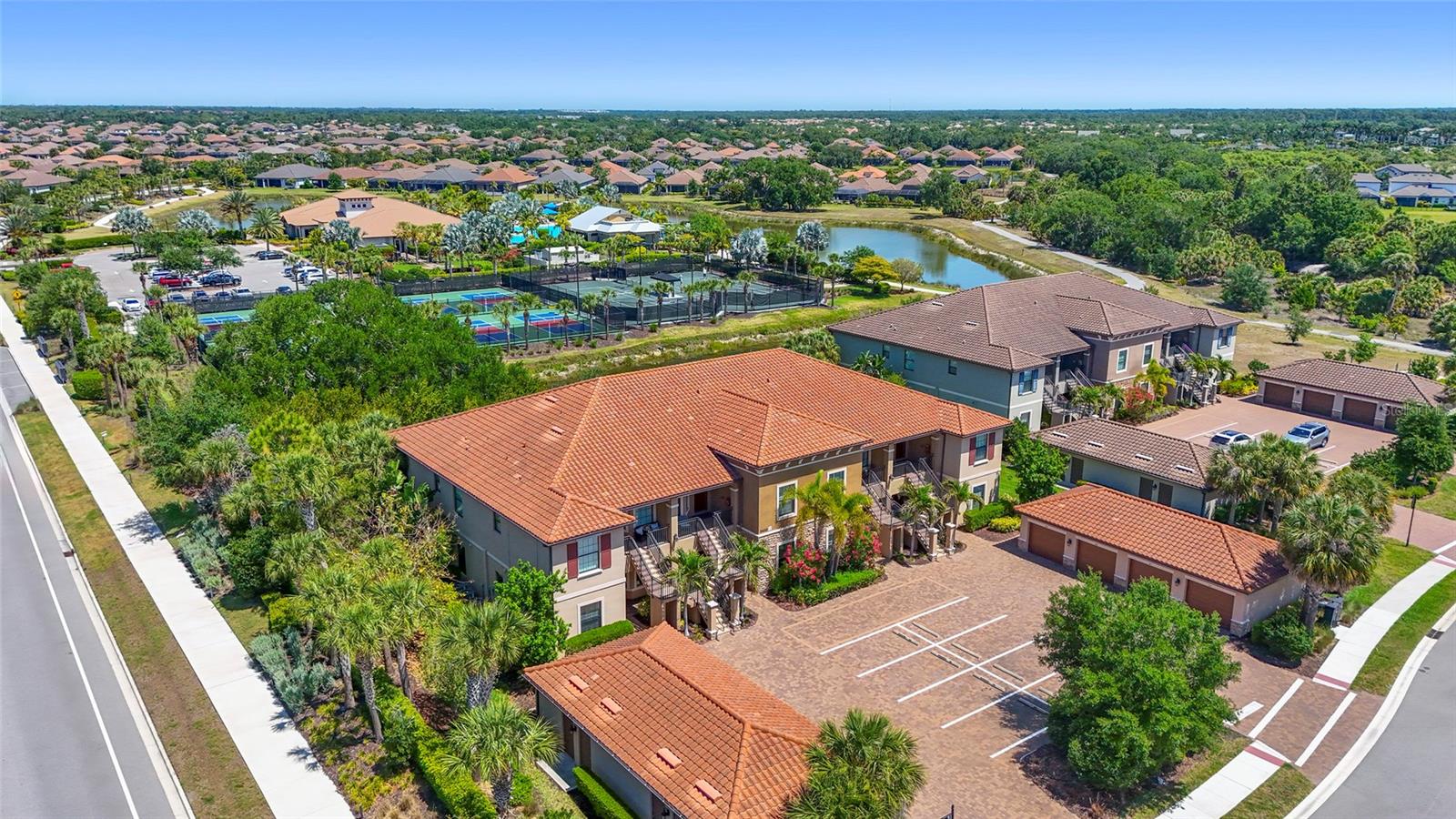 5420 CICERNONE ST #203, SARASOTA, FL, 34238
