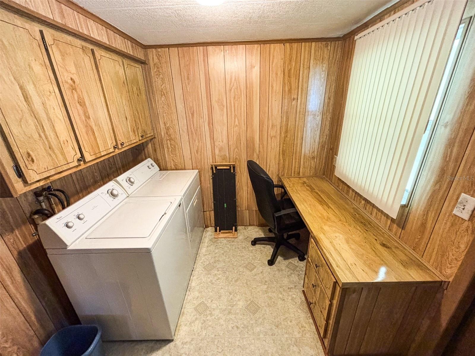 2804 WEKIVA RD, TAVARES, FL, 32778