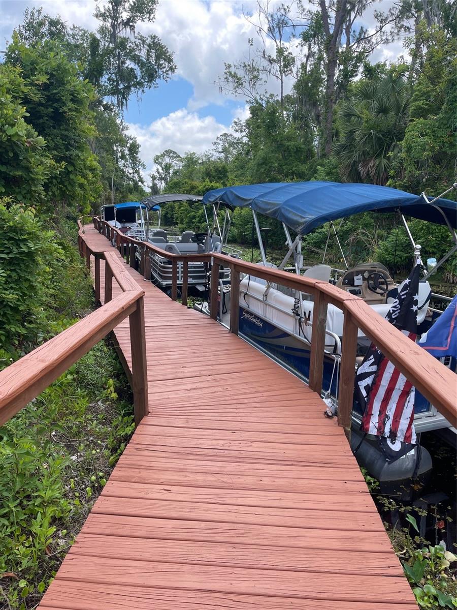 2804 WEKIVA RD, TAVARES, FL, 32778