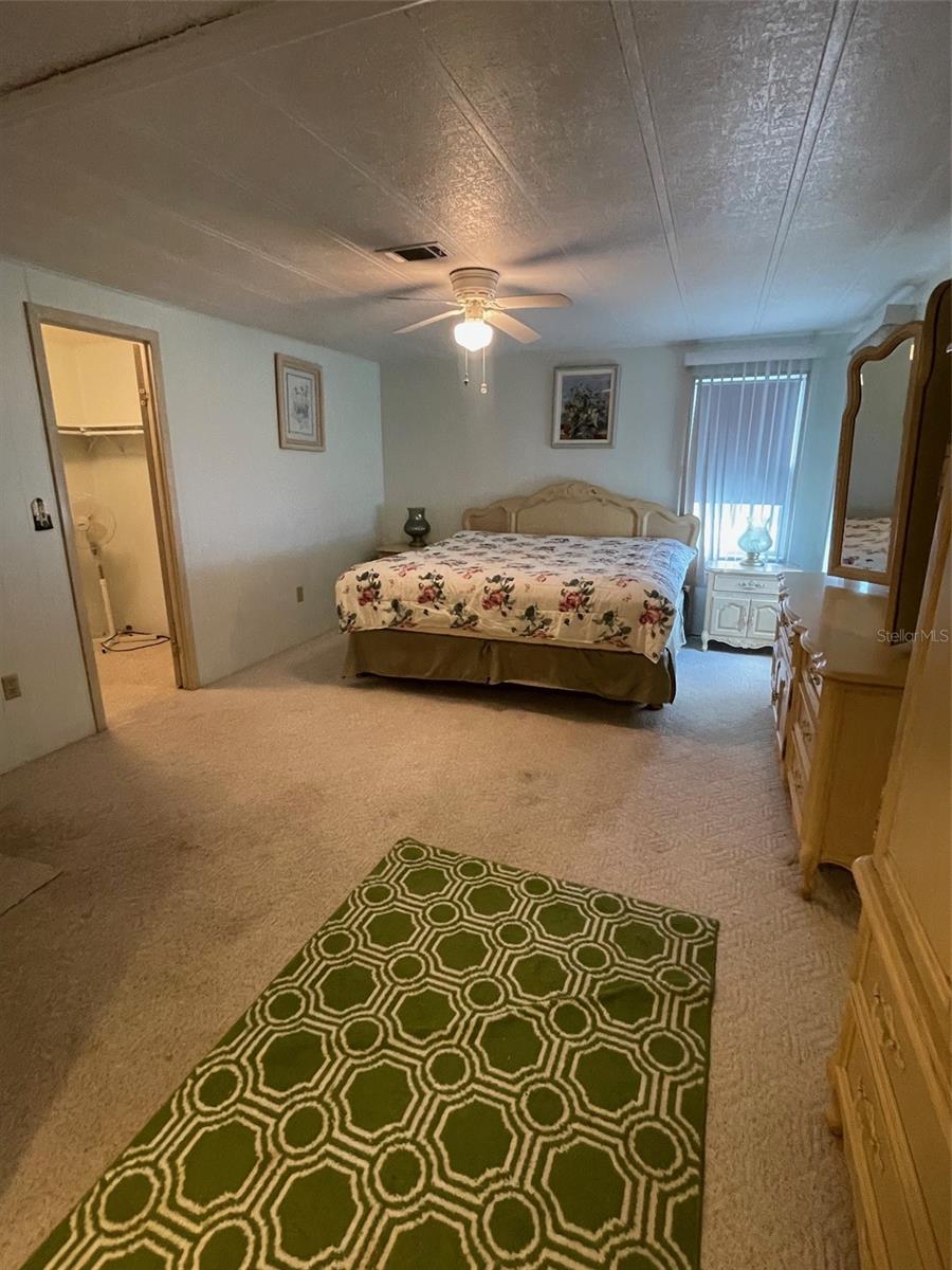 2804 WEKIVA RD, TAVARES, FL, 32778