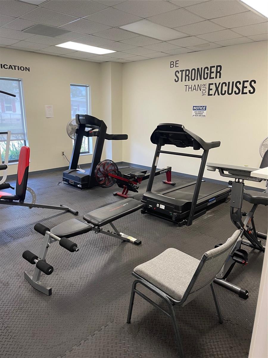 2804 WEKIVA RD, TAVARES, FL, 32778