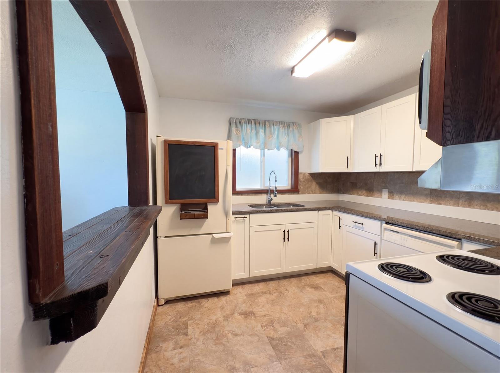 1385 BENDER AVE, DAYTONA BEACH, FL, 32117