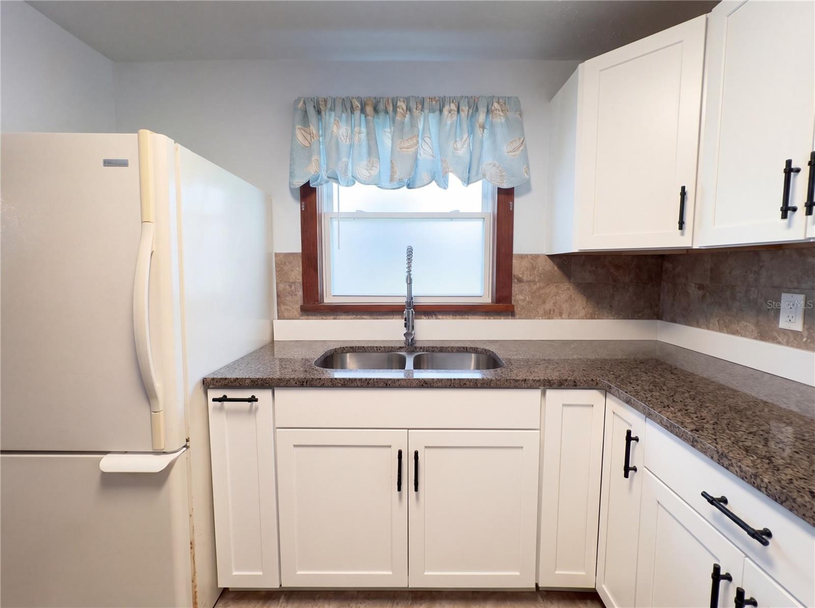 1385 BENDER AVE, DAYTONA BEACH, FL, 32117