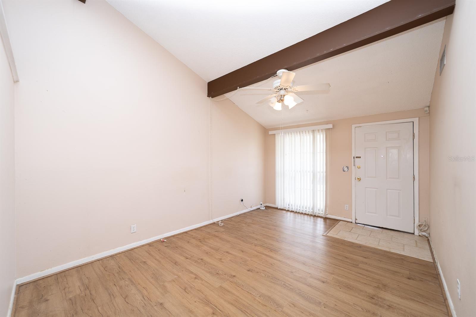8602 BRIAR GROVE CIR, TAMPA, FL, 33615