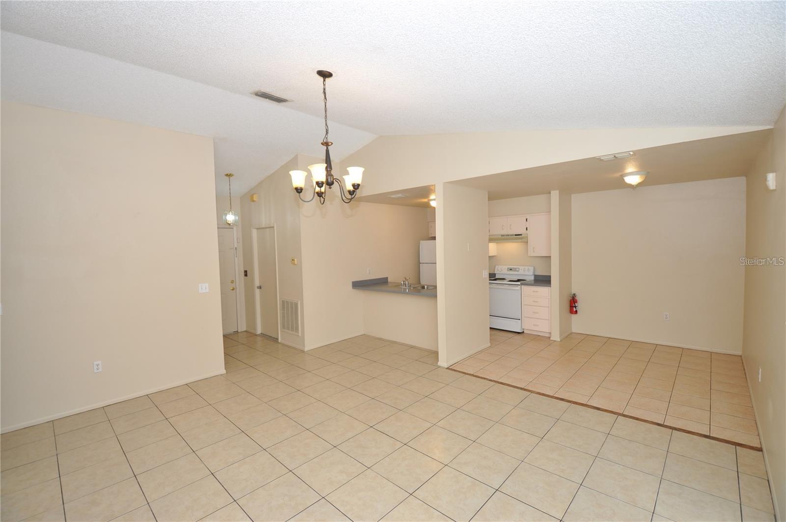 400 RED HAWK LOOP, WINTER HAVEN, FL, 33880