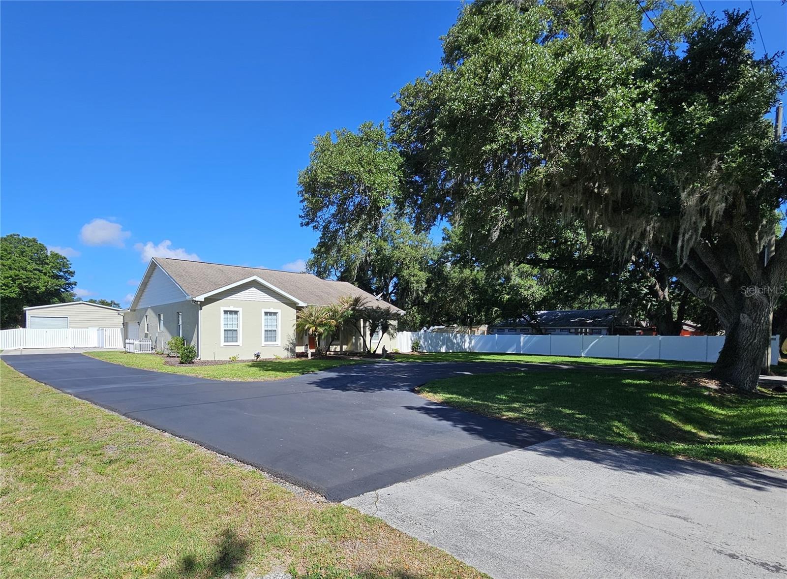 1401 LINDSEY RD, PLANT CITY, FL, 33566