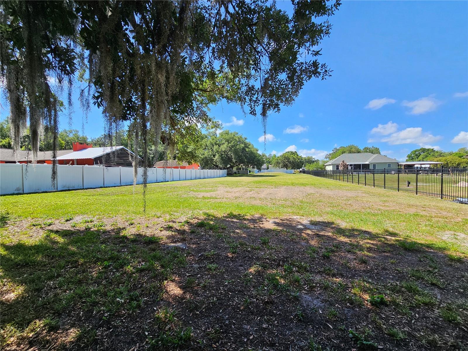 1401 LINDSEY RD, PLANT CITY, FL, 33566