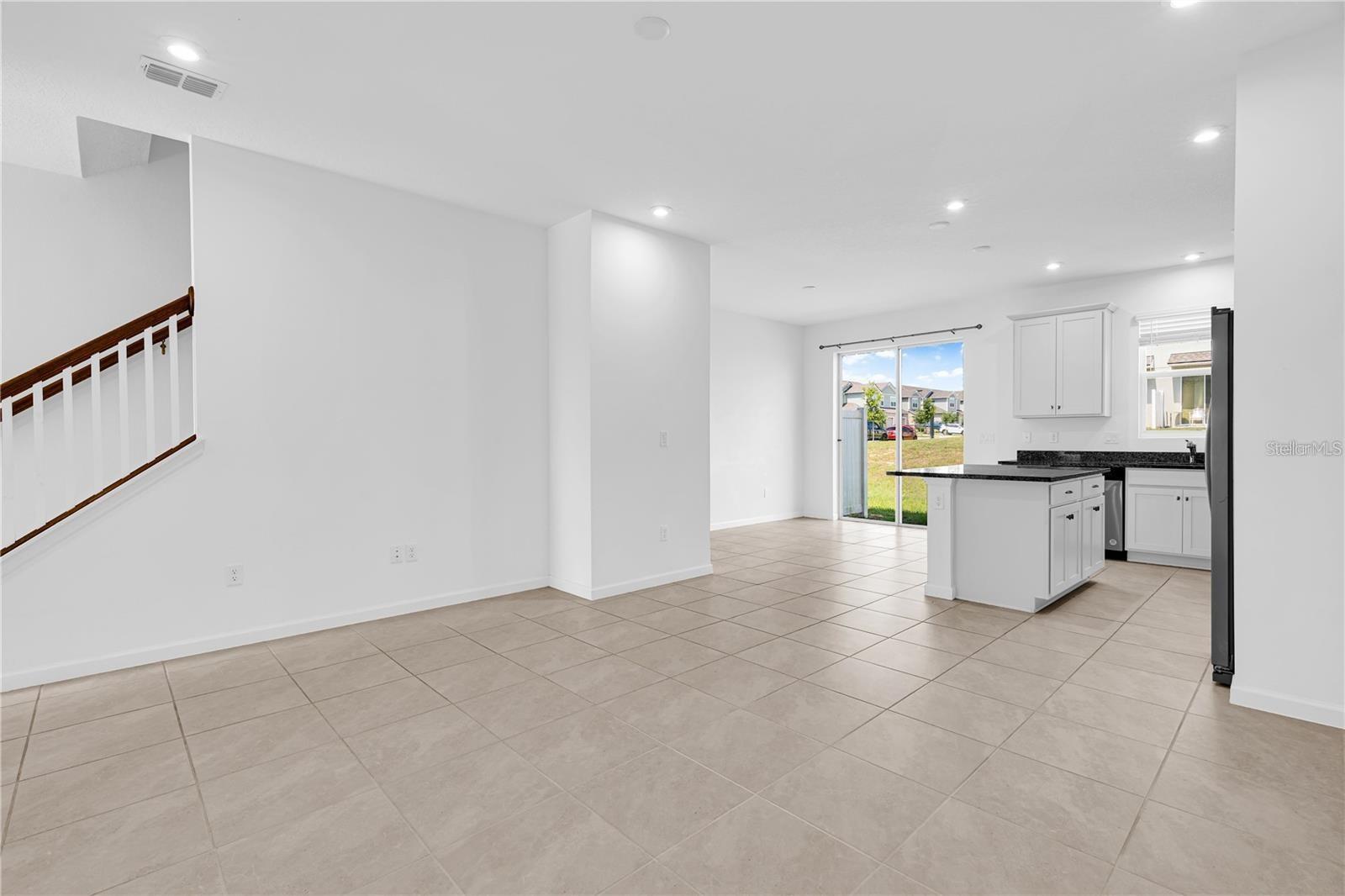 1104 LAKESHORE BREEZE PL, KISSIMMEE, FL, 34747