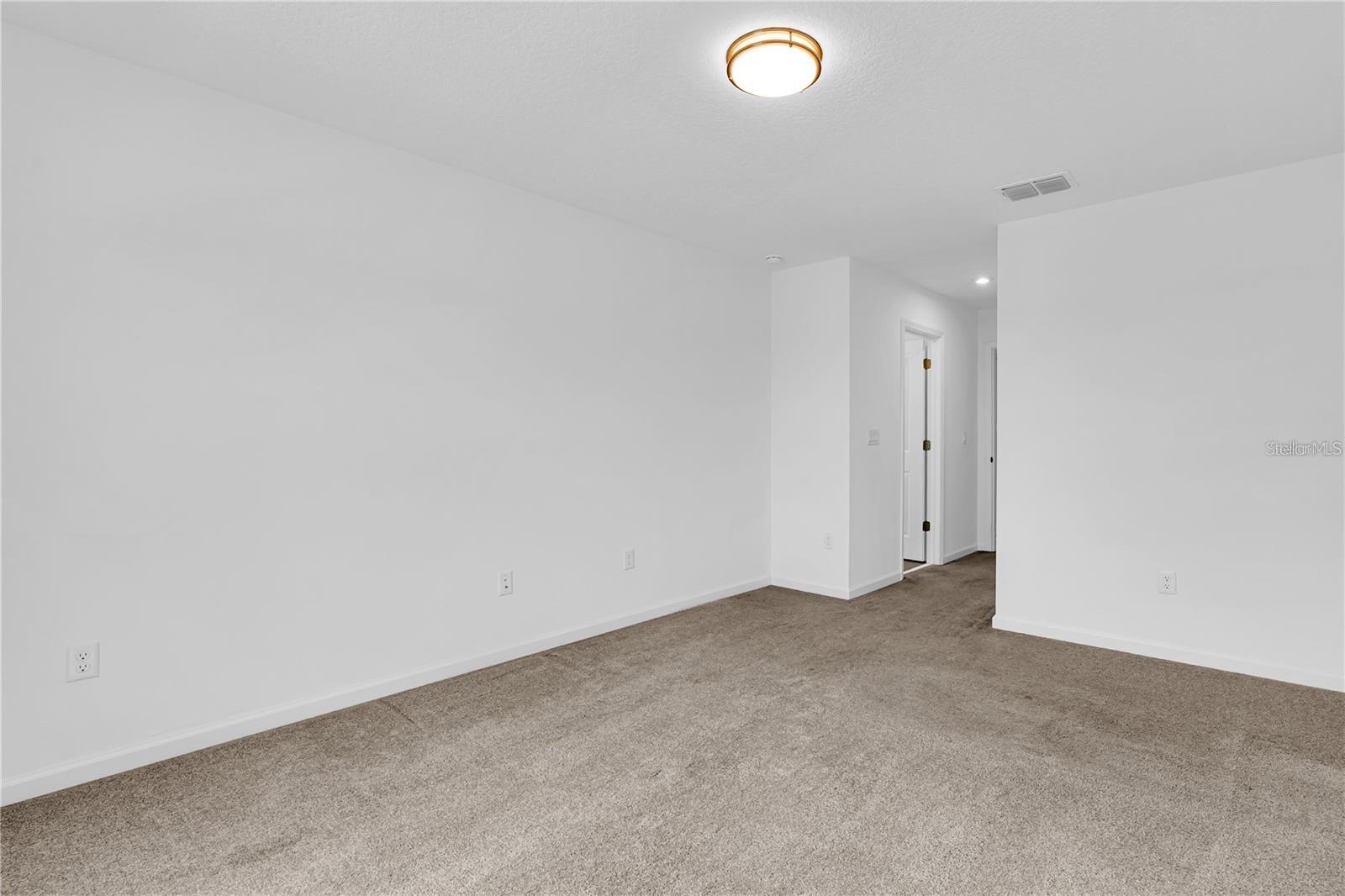 1104 LAKESHORE BREEZE PL, KISSIMMEE, FL, 34747