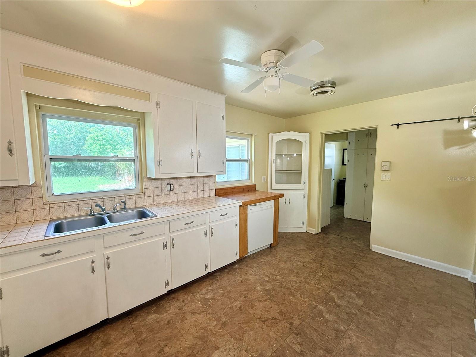 437 W WISCONSIN AVE, DELAND, FL, 32720