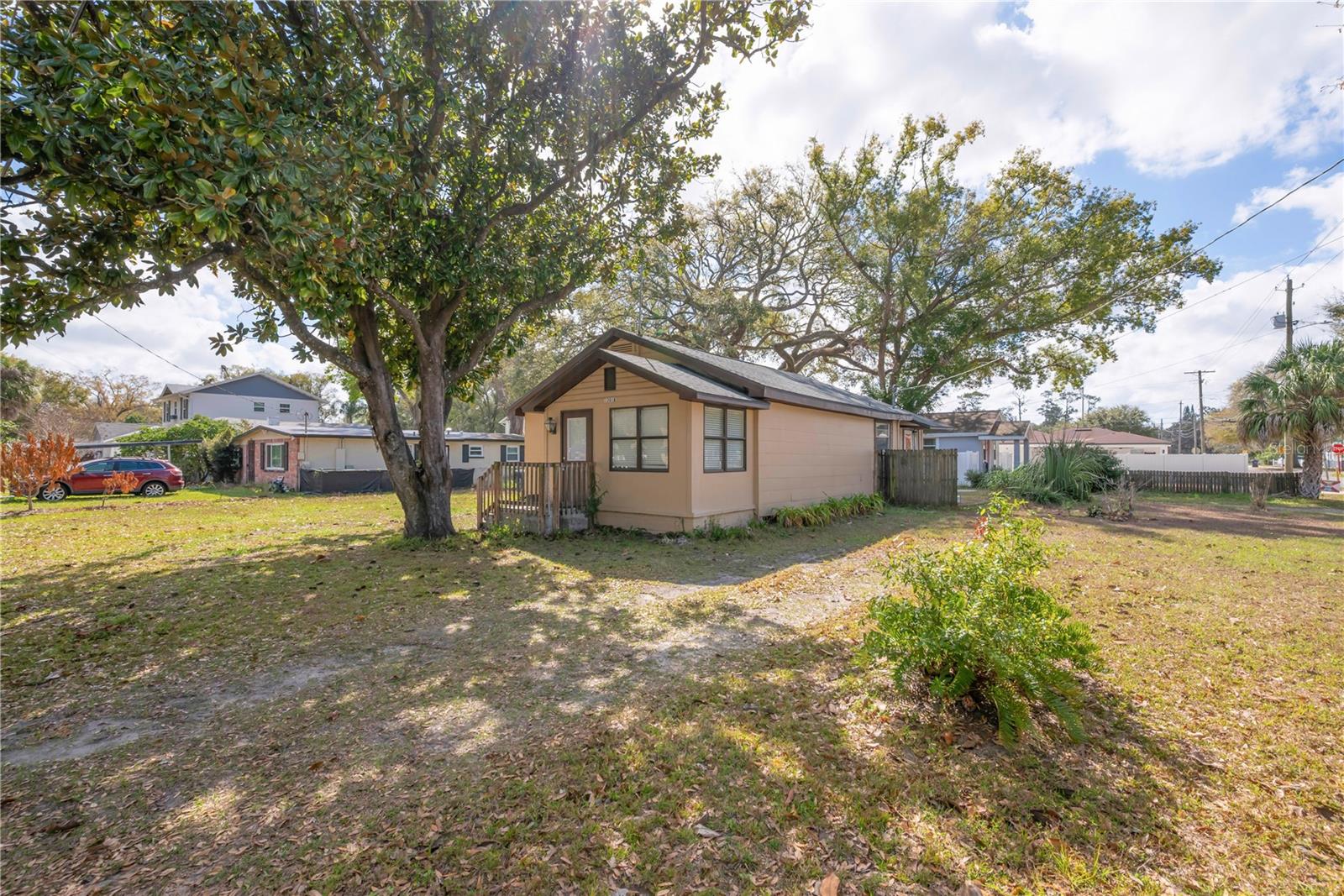 1201 E NORFOLK ST, TAMPA, FL, 33604